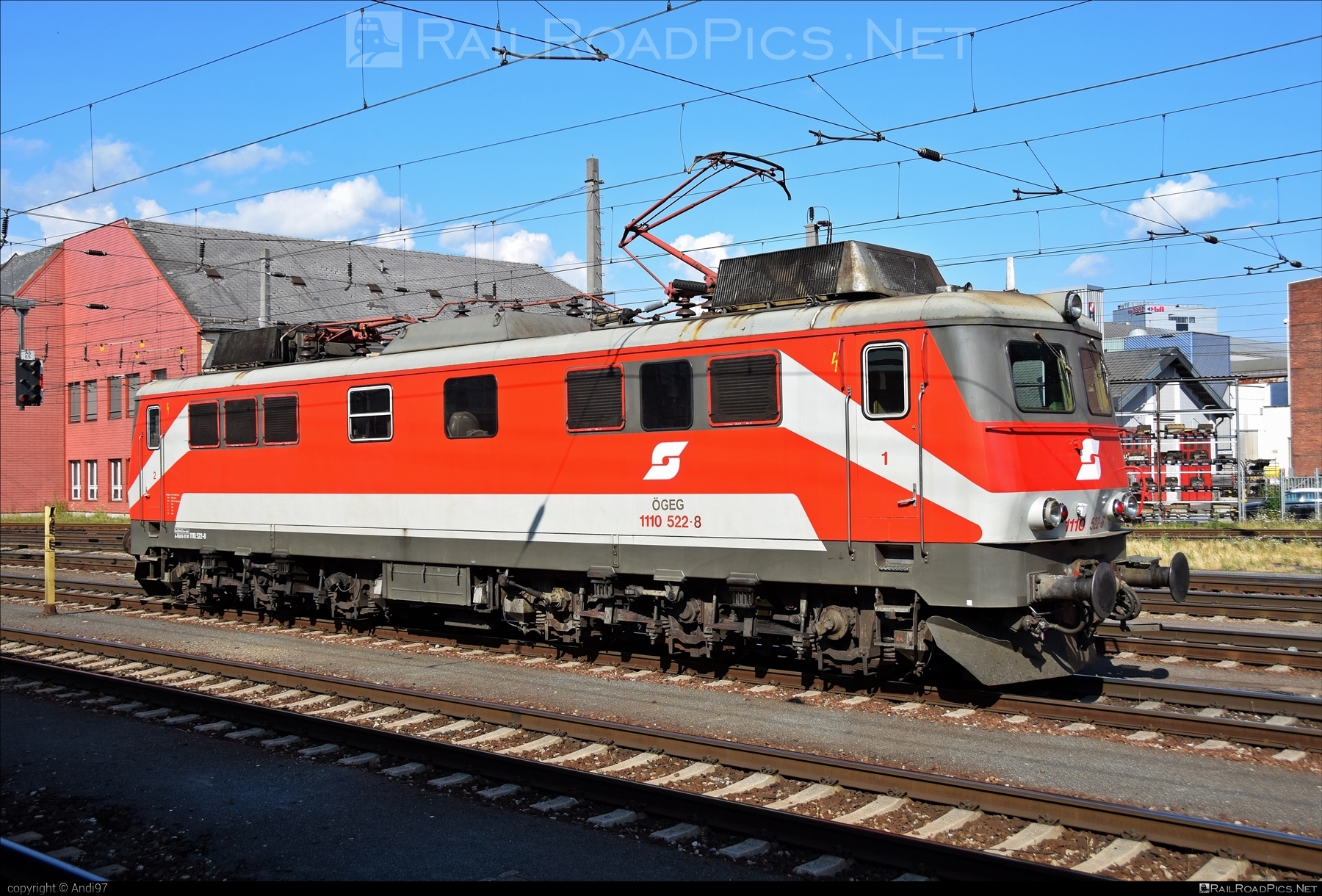 ÖBB Class 1110.5 - 1110 522-8 operated by Österreichische Gesellschaft für Eisenbahngeschichte (ÖGEG) #abesSgpClass1110 #abesSgpClass11105 #obbClass1110 #obbClass11105 #ogeg