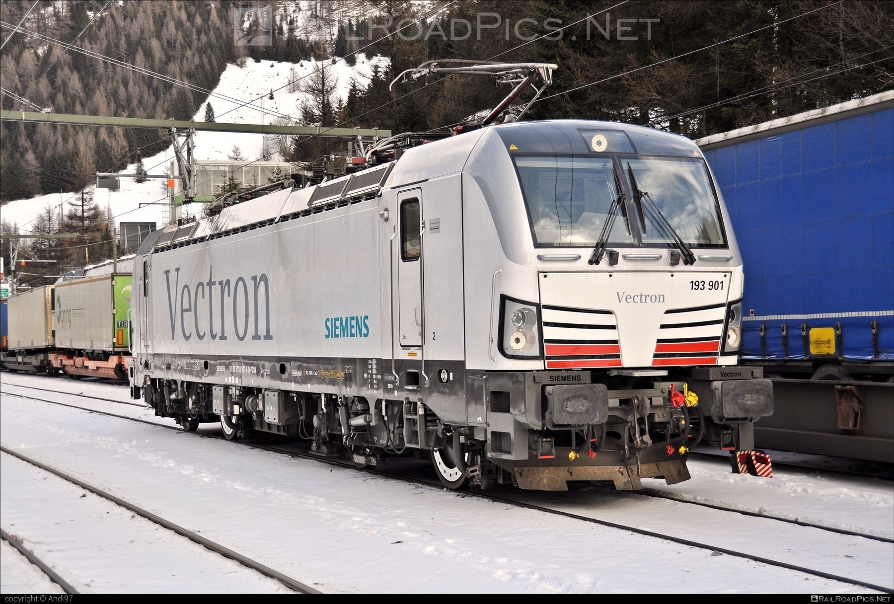 Siemens Vectron MS - 193 901 operated by Lokomotion Gesellschaft für Schienentraktion mbH #LokomotionGesellschaftFurSchienentraktion #lokomotion #pcw #siemens #siemens­Prufcentrum­Wegberg­Wildenrath #siemensVectron #siemensVectronMS #vectron #vectronMS