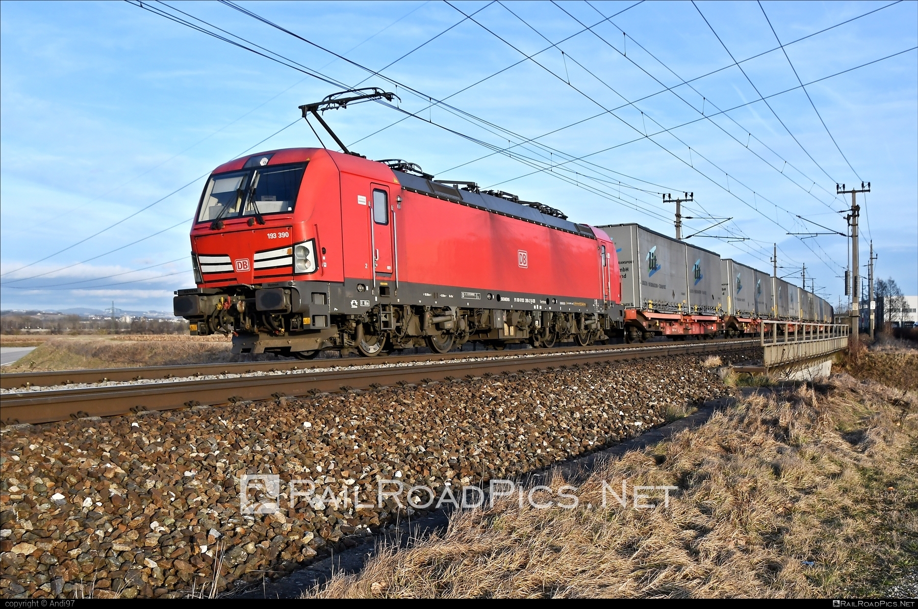 Siemens Vectron MS - 193 390 operated by DB Cargo AG #db #dbcargo #dbcargoag #deutschebahn #flatwagon #lit #siemens #siemensVectron #siemensVectronMS #vectron #vectronMS