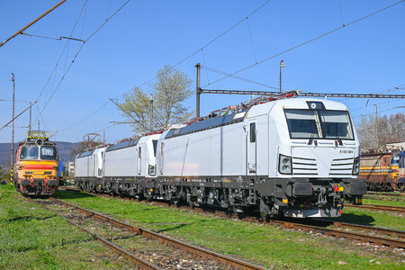 Siemens Vectron MS - 193 984-2 operated by LOKORAIL, a.s.