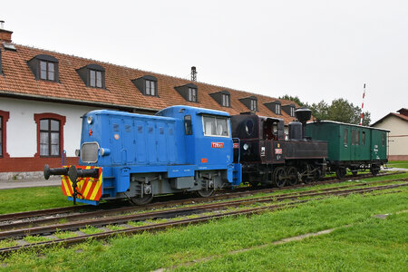 ČKD T 211.0 (700) - T211.0823 operated by Železnice Slovenskej Republiky