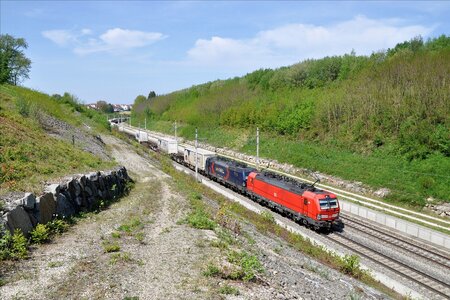 Siemens Vectron MS - 193 383 operated by DB Cargo AG