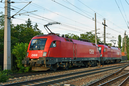 Siemens ES 64 U2 - 1116 110 operated by Österreichische Bundesbahnen