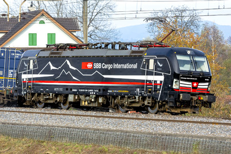 Siemens Vectron MS - 193 665-7 operated by Schweizerische Bundesbahnen SBB Cargo AG