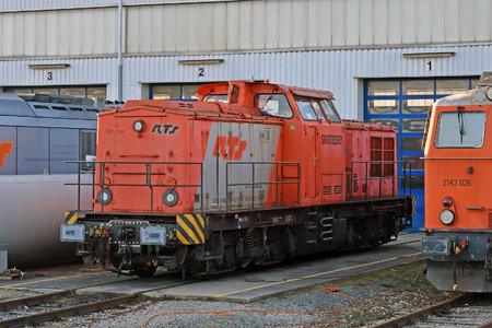 LEW Hennigsdorf V 100.1 - 293.004 operated by RTS Rail Transport Service GmbH