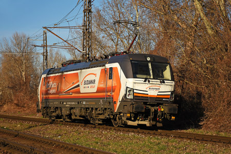 Siemens Vectron MS - 383 219-3 operated by LOKORAIL, a.s.