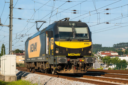 Siemens ES 46 B1-A - 4705 operated by MEDWAY - Operador Ferroviário e Logistico de Mercadorias, SA