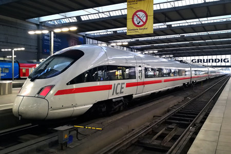 Consortium DWA ICE T - 411 567-1 operated by Deutsche Bahn / DB AG