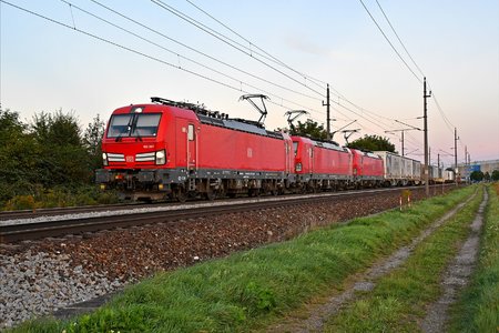 Siemens Vectron MS - 193 397 operated by DB Cargo AG