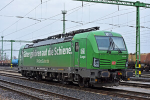 Siemens Vectron MS - 193 560 operated by DB Cargo AG