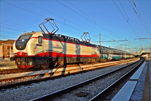 FS Class Class E.402B - 402 114 operated by Trenitalia S.p.A.