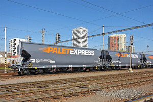 Class T - Tagnpps - 0664 007-6 operated by PaletExpress