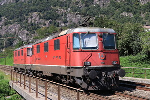 SLM Re 420 - 420 198 operated by Schweizerische Bundesbahnen SBB