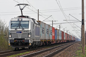 Siemens Vectron MS - 383 404-1 operated by METRANS, a.s.