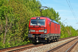 Siemens Vectron MS - 193 394 operated by DB Cargo AG