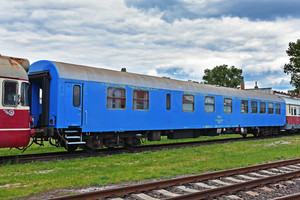 Class WR - WRab - 88-41 061-5 operated by Klub priateľov histórie železničnej dopravy