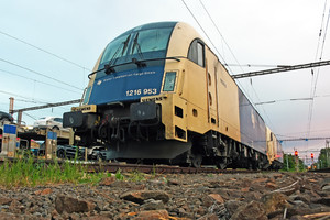 Siemens ES 64 U4 - 1216 953 operated by Wiener Lokalbahnen Cargo GmbH