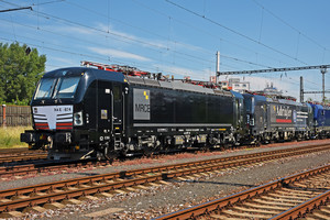 Siemens Vectron MS - 193 674-9 operated by ADRIAFER S.R.L.
