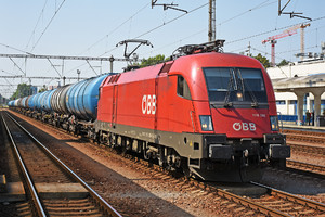 Siemens ES 64 U2 - 1116 266 operated by Rail Cargo Austria AG