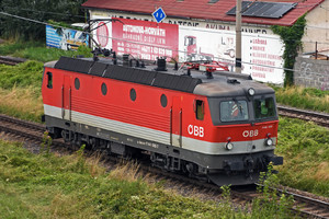 SGP ÖBB Class 1144 - 1144 088 operated by Rail Cargo Austria AG