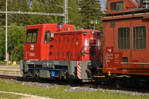Turčianske strojárne Martin T 212.0 (702) - 702 950-7 operated by Železnice Slovenskej Republiky