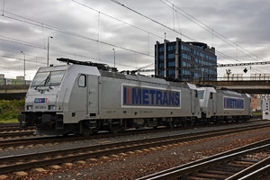 Bombardier TRAXX F140 MS - 386 038-4 operated by METRANS, a.s.