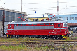 Škoda 68E - 044 144-1 operated by BDŽ Putnicheski Prevozi EOOD (БДЖ -Пътнически превози ЕOOД)