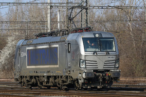 Siemens Vectron MS - 383 401-7 operated by METRANS, a.s.