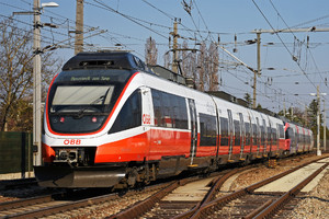 Bombardier Talent - 4124 027-5 operated by Österreichische Bundesbahnen