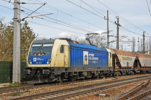 Bombardier TRAXX F160 AC3 - 187 323 operated by Wiener Lokalbahnen Cargo GmbH