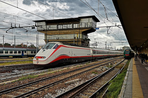 Consorzio TREVI Class E.414 - 414 104-6 operated by Trenitalia S.p.A.