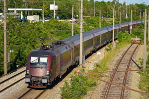 Siemens ES 64 U2 - 1116 201 operated by Österreichische Bundesbahnen