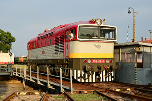 ČKD T 478.3 (753) - 753 109-8 operated by Železnice Slovenskej Republiky
