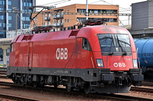 Siemens ES 64 U2 - 1116 255 operated by Rail Cargo Austria AG