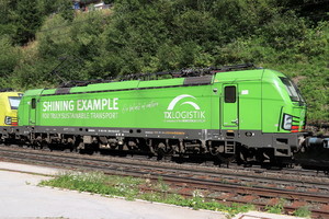 Siemens Vectron MS - 193 283 operated by TXLogistik