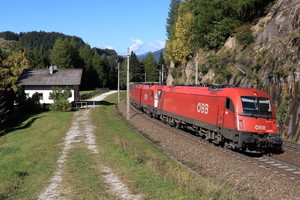 Siemens ES 64 U4 - 1216 002 operated by Rail Cargo Austria AG
