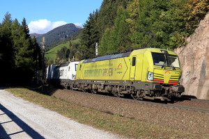 Siemens Vectron MS - 193 553 operated by TXLogistik
