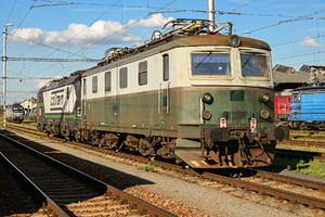 Škoda 43E - 121 004-6 operated by Unknown