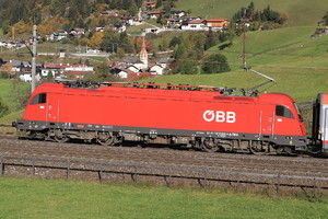 Siemens ES 64 U4 - 1216 022 operated by Österreichische Bundesbahnen