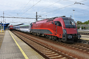 Siemens ES 64 U4 - 1216 239 operated by Österreichische Bundesbahnen