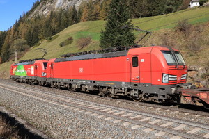 Siemens Vectron MS - 193 332 operated by DB Cargo AG