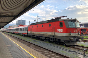 SGP ÖBB Class 1144 - 1144 124 operated by Österreichische Bundesbahnen