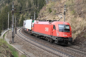 Siemens ES 64 U4 - 1216 001 operated by Rail Cargo Austria AG