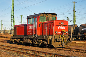 Jenbacher ÖBB Class 2068 - 2068 059 operated by Rail Cargo Austria AG