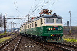 Škoda 67E - 125 818-5 operated by Železničná Spoločnost' Cargo Slovakia a.s.