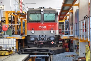 SGP ÖBB Class 1144 - 1144 019 operated by Österreichische Bundesbahnen