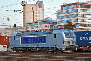 Siemens Vectron MS - 383 423-1 operated by METRANS, a.s.