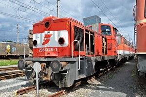 SGP ÖBB Class 2067 - 2067 026-1 operated by Österreichische Bundesbahnen