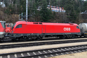Siemens ES 64 U2 - 1116 087 operated by Rail Cargo Austria AG