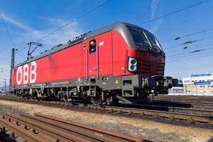Siemens Vectron MS - 1293 008 operated by Rail Cargo Austria AG